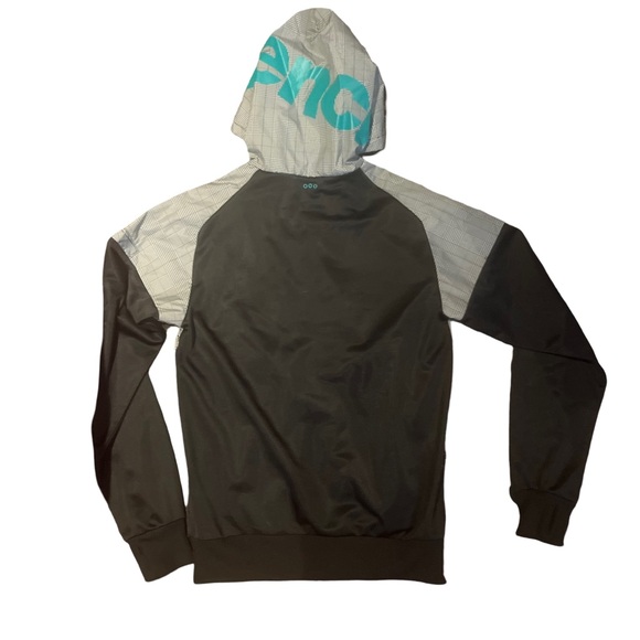 Bench zip up hooded jacket size Small - Picture 2 of 3